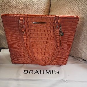 NWT Brahmin medium Asher Poppy Melbourne